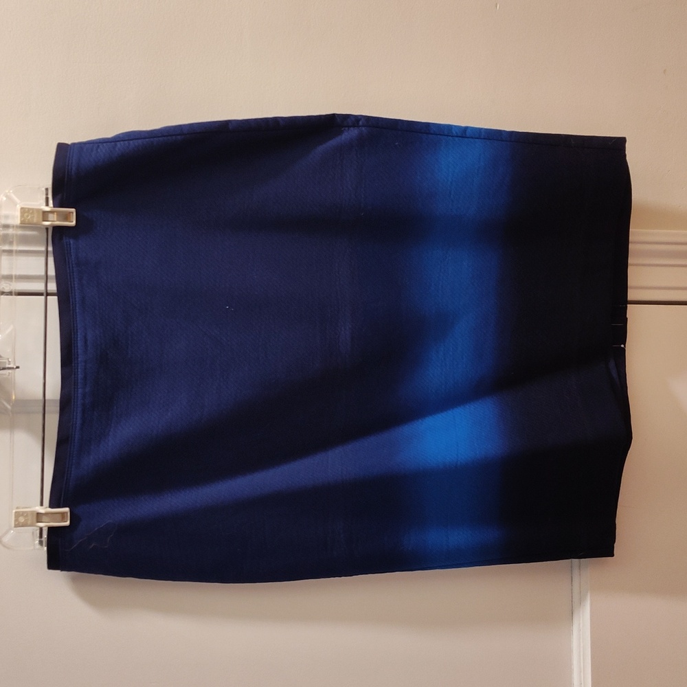 NWT Pencil Skirt, Ombre  in shades of Midnight, Black & Royal Blue. Size 12.